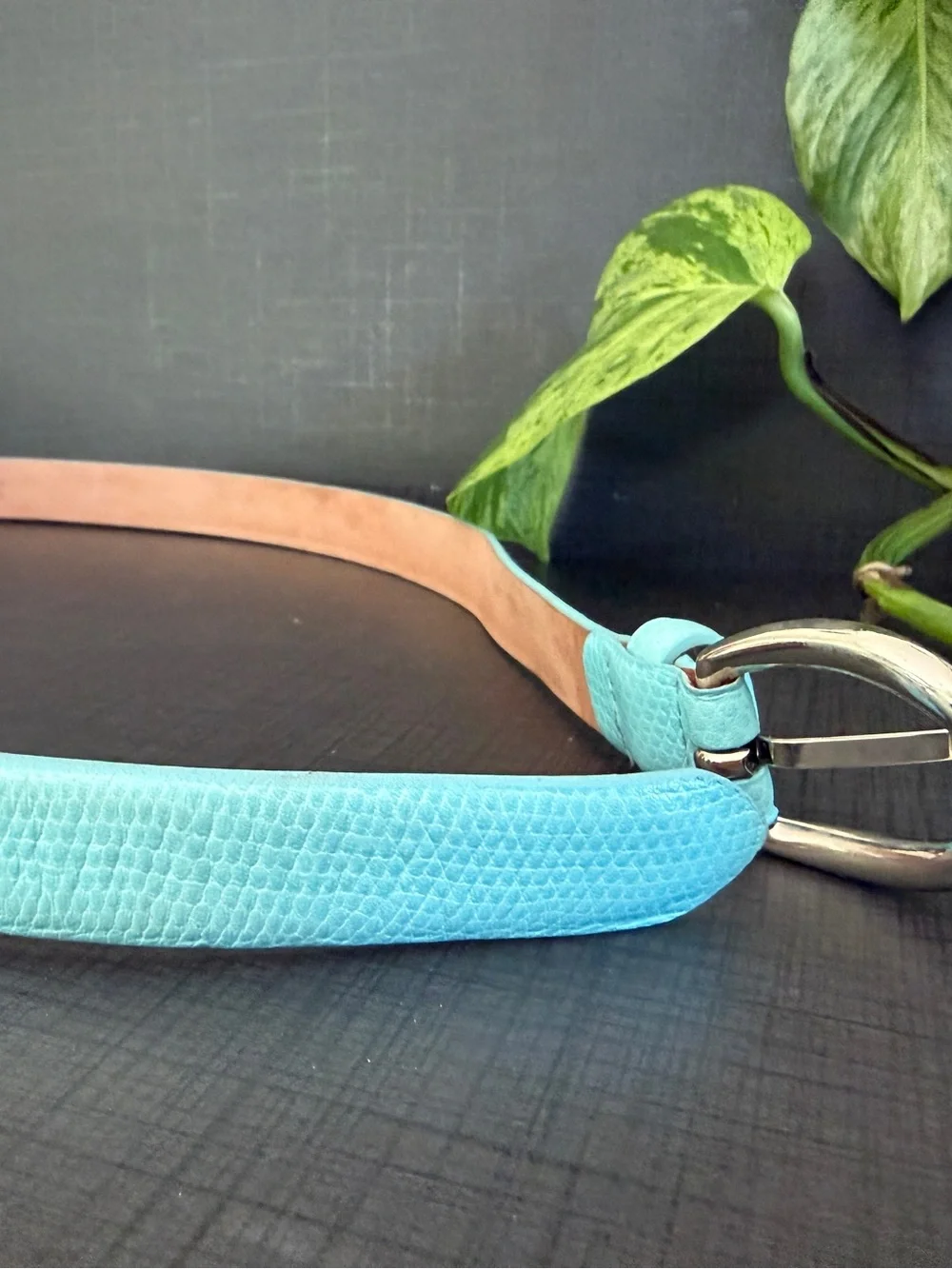 Talbots Vintage Textured Leather Belt Med Aqua Tiffany Blue Silver 90s coastal